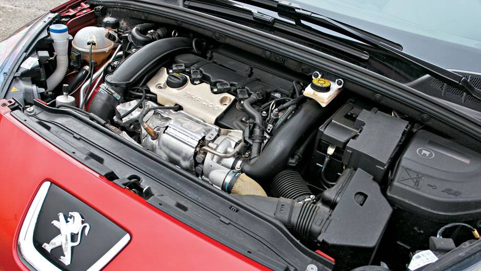 O motor 1.6 turbo &eacute; o mesmo usado no Peugeot 3008. | <a href="https://beta-develop.quatrorodas.abril.com.br/carros/impressoes/peugeot-308-gti-650365.shtml" target="_blank" rel="migration">Leia mais</a>