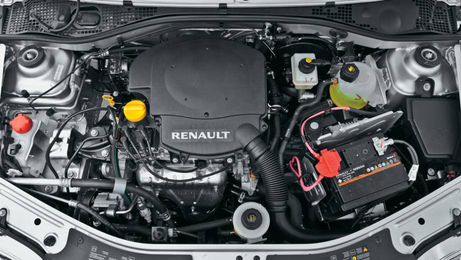 Motor com 1.6 8V gera 95 cv. Motor com 1.6 8V gera 95 cv.