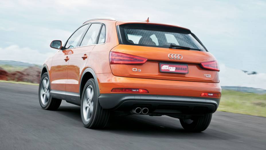 Lanternas utilizam fileira de LEDs, novo padrão da marca. Lanternas utilizam fileira de LEDs, novo padrão da marca.