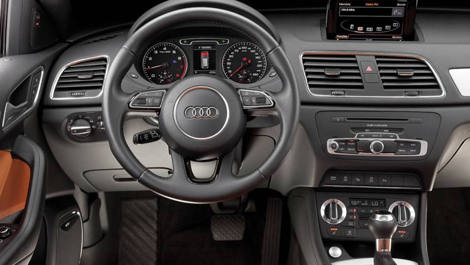 Acabamento e qualidade dos materiais são impecáveis. Acabamento e qualidade dos materiais são impecáveis.