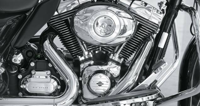 Cromado e polido, o V2 Twin Cam de 1690 cc é tão bonito que dá vontade de emoldurar Cromado e polido, o V2 Twin Cam de 1690 cc é tão bonito que dá vontade de emoldurar