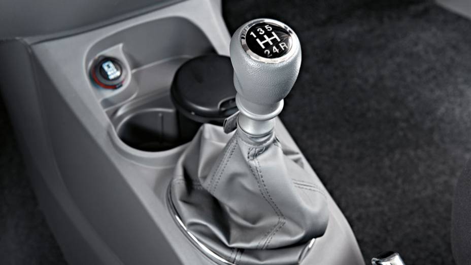 Versão Essence 1.6 tem opções de transmissão manual... | <a href="https://beta-develop.quatrorodas.abril.com.br/carros/testes/fiat-grand-siena-683966.shtml" rel="migration">Leia mais</a> Versão Essence 1.6 tem opções de transmissão manual... | <a href="https://beta-develop.quatrorodas.abril.com.br/carros/testes/fiat-grand-siena-683966.shtml" rel="migration">Leia mais</a>
