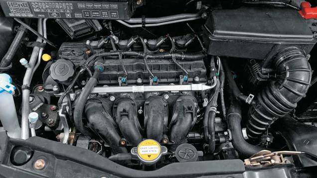 Motor 1.4 &eacute; o mesmo do J3 e bebe gasolina | <a href="https://beta-develop.quatrorodas.abril.com.br/salao-do-automovel/2012/carros/j2-703930.shtml" rel="migration">Leia mais</a>