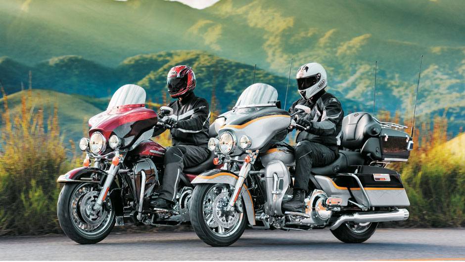 Ultra Classic Electra Glide CVO x Electra Glide Ultra Limited