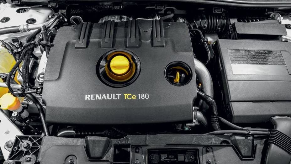 O motor 2.0 16V turbo foi emprestado pelo Mégane GT europeu | <a href="https://beta-develop.quatrorodas.abril.com.br/carros/lancamentos/renault-fluence-gt-725198.shtml" rel="migration">>Leia mais</a> O motor 2.0 16V turbo foi emprestado pelo Mégane GT europeu | <a href="https://beta-develop.quatrorodas.abril.com.br/carros/lancamentos/renault-fluence-gt-725198.shtml" rel="migration">>Leia mais</a>