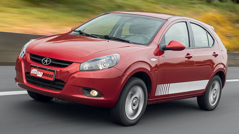Faixa lateral pode ser branca ou preta, combinando com a carroceria | <a href="%3Cbr%20/%3Ehttps://beta-develop.quatrorodas.abril.com.br/carros/lancamentos/jac-j3-s-1-5-jetflex-740479.shtml" rel="migration">Leia mais</a> Faixa lateral pode ser branca ou preta, combinando com a carroceria | <a href="%3Cbr%20/%3Ehttps://beta-develop.quatrorodas.abril.com.br/carros/lancamentos/jac-j3-s-1-5-jetflex-740479.shtml" rel="migration">Leia mais</a>