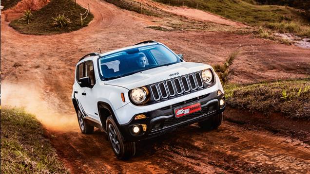 <a href="https://beta-develop.quatrorodas.abril.com.br//carros/comparativos/troller-t4-x-jeep-renegade-890323.shtml" target="_blank" rel="migration">Leia mais</a> <a href="https://beta-develop.quatrorodas.abril.com.br//carros/comparativos/troller-t4-x-jeep-renegade-890323.shtml" target="_blank" rel="migration">Leia mais</a>