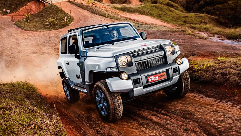 <a href="https://beta-develop.quatrorodas.abril.com.br//carros/comparativos/troller-t4-x-jeep-renegade-890323.shtml" target="_blank" rel="migration">Leia mais</a> <a href="https://beta-develop.quatrorodas.abril.com.br//carros/comparativos/troller-t4-x-jeep-renegade-890323.shtml" target="_blank" rel="migration">Leia mais</a>