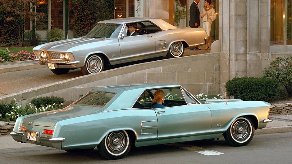 Riviera 1963Cup&ecirc; de luxo que abrilhantou a linha Buick e se tornou um s&iacute;mbolo de sofistica&ccedil;&atilde;o e bom gosto de Detroit, j&aacute; sem excessos de estilo