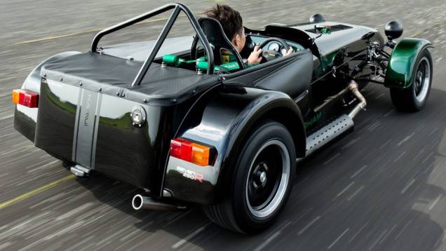 Caterham Seven Kamui Kobayashi Limited Edition | <a href="https://beta-develop.quatrorodas.abril.com.br/noticias/mercado/caterham-lanca-seven-kamui-kobayashi-limited-edition-784171.shtml" rel="migration">Leia mais</a> Caterham Seven Kamui Kobayashi Limited Edition | <a href="https://beta-develop.quatrorodas.abril.com.br/noticias/mercado/caterham-lanca-seven-kamui-kobayashi-limited-edition-784171.shtml" rel="migration">Leia mais</a>