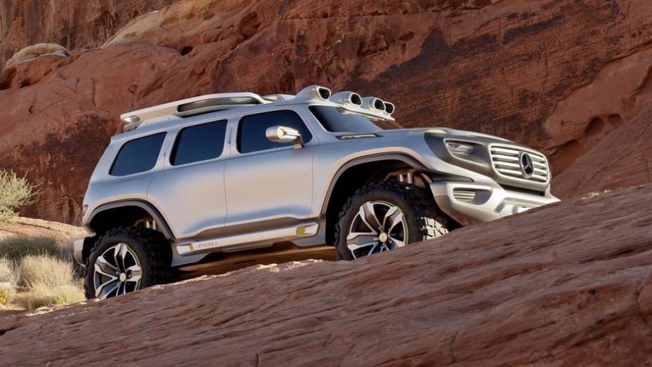 Esse dispositivo transforma H2O em energia elétrica | <a href="https://beta-develop.quatrorodas.abril.com.br/saloes/los-angeles/2012/mercedes-benz-ener-g-force-724386.shtml" rel="migration">Leia mais</a>