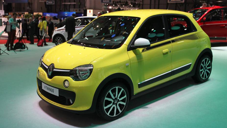 Renault Twingo | <a href="https://beta-develop.quatrorodas.abril.com.br/noticias/saloes/genebra-2014/renault-confirma-motorizacao-twingo-775341.shtml" rel="migration">Leia mais</a>| <a href="https://beta-develop.quatrorodas.abril.com.br/galerias/saloes/genebra/2014/direto-genebra-parte-2-775719.shtml" rel="migration"></a>