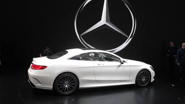 Mercedes-Benz Classe S Coupé | <a href="https://beta-develop.quatrorodas.abril.com.br/noticias/saloes/genebra-2014/mercedes-benz-apresenta-classe-s-coupe-772971.shtml" rel="migration">Leia mais</a>| <a href="https://beta-develop.quatrorodas.abril.com.br/galerias/saloes/genebra/2014/direto-genebra-par" rel="migration"></a> Mercedes-Benz Classe S Coupé | <a href="https://beta-develop.quatrorodas.abril.com.br/noticias/saloes/genebra-2014/mercedes-benz-apresenta-classe-s-coupe-772971.shtml" rel="migration">Leia mais</a>| <a href="https://beta-develop.quatrorodas.abril.com.br/galerias/saloes/genebra/2014/direto-genebra-par" rel="migration"></a>
