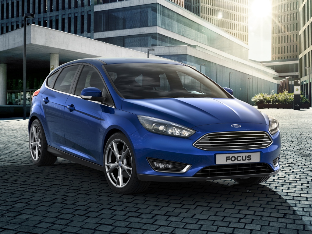 <strong>Ford Focus/Focus Fastback &ndash;</strong>&nbsp;Com foco em custo-benef&iacute;cio (o que se perdeu ao longo do tempo), a linha Focus ganhou cara nova. <a href="https://beta-develop.quatrorodas.abril.com.br/materia/ford-focus-fastback-889520" rel="Para o sed&atilde;" target="_blank">Para o sed&atilde;</a>, a principal novidade foi a ado&ccedil;&atilde;o do &ldquo;sobrenome&rdquo; Fastback.&nbsp;