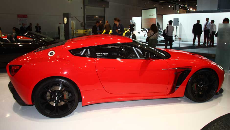 Estande do Aston Martinno Salão de Frankfurt 2011
