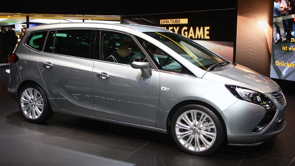 Estande da Opel no Salão de Frankfurt 2011