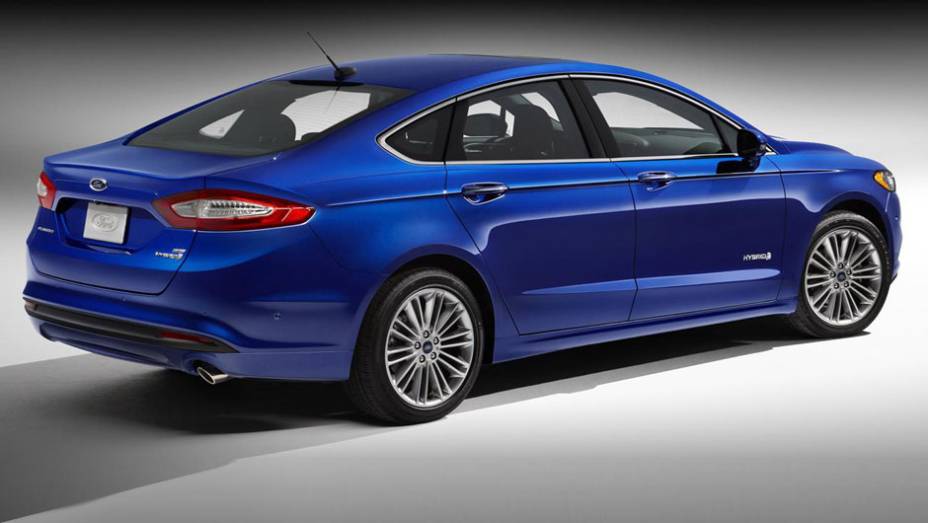 Ford Fusion | <a href="https://beta-develop.quatrorodas.abril.com.br/salao-do-automovel/2012/carros/fusion-706006.shtml" rel="migration">Leia mais</a>