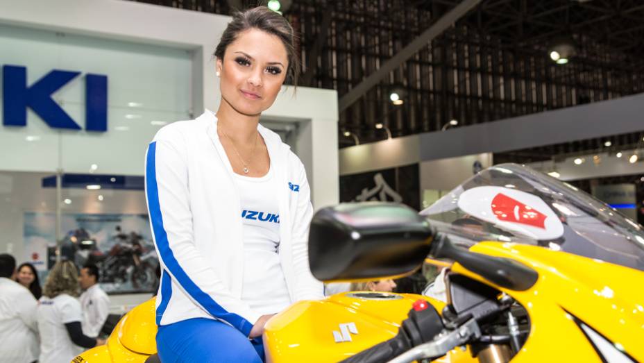 Garotas do Sal&atilde;o Duas Rodas | <a href="https://beta-develop.quatrorodas.abril.com.br/moto/galerias/garotas/garotas-salao-duas-rodas-parte-1-756458.shtml" rel="migration">Veja a primeira galeria das gatas do Sal&atilde;o Duas Rodas</a>