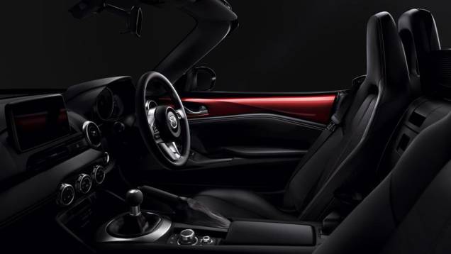 Mazda MX-5 2015 chega aos Estados Unidos | <a href="https://beta-develop.quatrorodas.abril.com.br/noticias/saloes/losangeles-2014/mazda-mx-5-chega-aos-estados-unidos-816114.shtml" rel="migration">Leia mais</a> Mazda MX-5 2015 chega aos Estados Unidos | <a href="https://beta-develop.quatrorodas.abril.com.br/noticias/saloes/losangeles-2014/mazda-mx-5-chega-aos-estados-unidos-816114.shtml" rel="migration">Leia mais</a>