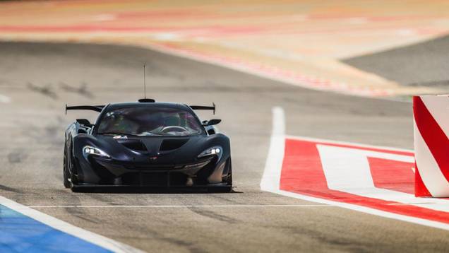Modelo de performance traz elementos oriundos da F1 | <a href="https://beta-develop.quatrorodas.abril.com.br/noticias/fabricantes/mclaren-revela-gtr-p1-volante-f1-807366.shtmll" rel="migration">Leia mais</a> Modelo de performance traz elementos oriundos da F1 | <a href="https://beta-develop.quatrorodas.abril.com.br/noticias/fabricantes/mclaren-revela-gtr-p1-volante-f1-807366.shtmll" rel="migration">Leia mais</a>