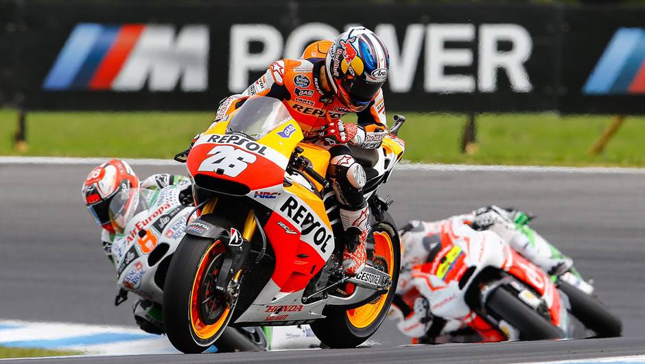 MotoGP 2014 em Phillip Island, Austr&aacute;lia | <a href="https://beta-develop.quatrorodas.abril.com.br/moto/noticias/motogp-valentino-rossi-vence-etapa-phillip-island-806658.shtml" rel="migration">Leia mais</a>