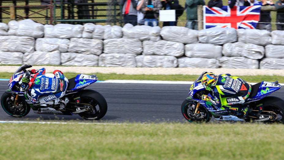 MotoGP 2014 em Phillip Island, Austrália | <a href="https://beta-develop.quatrorodas.abril.com.br/moto/noticias/motogp-valentino-rossi-vence-etapa-phillip-island-806658.shtml" rel="migration">Leia mais</a>