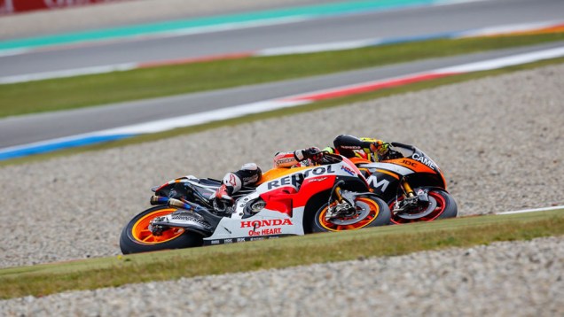 Disputa acirrada pelas melhores posi&ccedil;&otilde;es | <a href="https://beta-develop.quatrorodas.abril.com.br/moto/noticias/pela-oitava-vez-consecutiva-vitoria-marquez-motogp-787522.shtml" rel="migration">Leia mais</a>