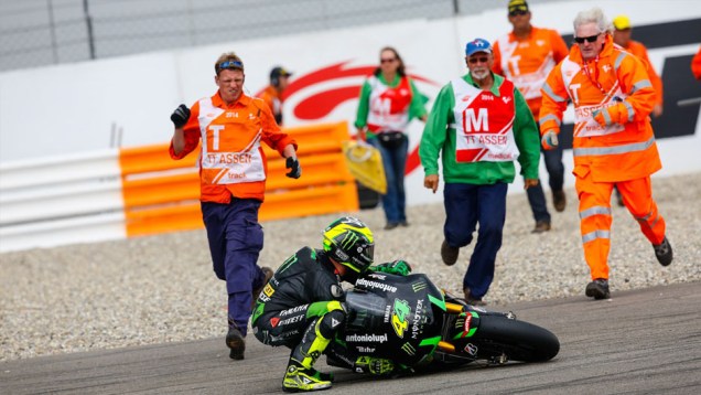 E algumas quedas tamb&eacute;m, como a de Pol Espargaro | <a href="https://beta-develop.quatrorodas.abril.com.br/moto/noticias/pela-oitava-vez-consecutiva-vitoria-marquez-motogp-787522.shtml" rel="migration">Leia mais</a>