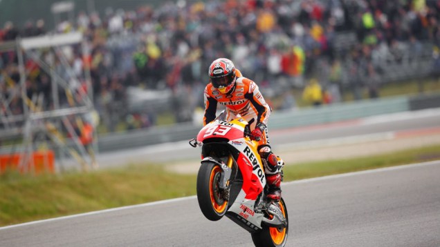 M&aacute;rquez, oito vit&oacute;rias no ano | <a href="https://beta-develop.quatrorodas.abril.com.br/moto/noticias/pela-oitava-vez-consecutiva-vitoria-marquez-motogp-787522.shtml" rel="migration">Leia mais</a>
