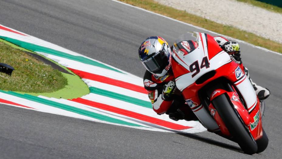 Jonas Folger | <a href="https://beta-develop.quatrorodas.abril.com.br/moto/noticias/marc-marquez-mantem-regularidade-pole-mugello-784738.shtml" rel="migration">Leia mais</a>