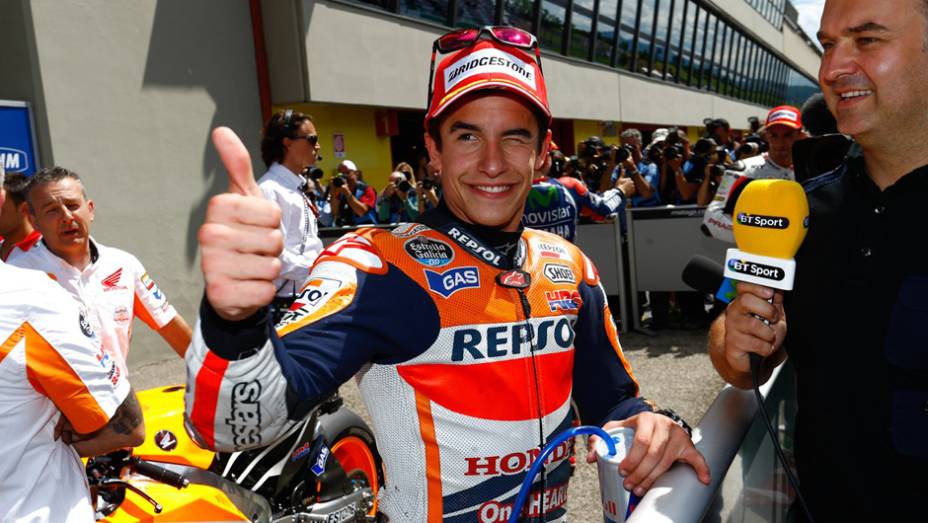 Alguém vai conseguir bater Márquez? | <a href="https://beta-develop.quatrorodas.abril.com.br/moto/noticias/marc-marquez-mantem-regularidade-pole-mugello-784738.shtml" rel="migration">Leia mais</a>