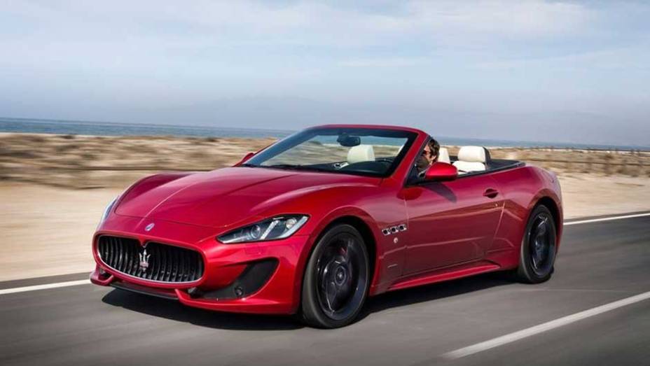 Maserati GranCabrio Sport: assim como a Ferrari 458 Italia, o modelo italiano será trazido para o Salão pelas mãos da Fiat | <a href="https://beta-develop.quatrorodas.abril.com.br/salao-do-automovel/2012/noticias/estande-fiat-tera-ferrari-458-italia-704925.shtml" rel="migration"></a>