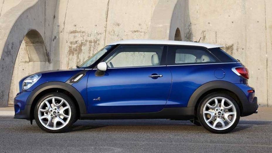 MINI Paceman: a versão cupê do Countryman mal foi apresentada em Paris e já será mostrada em São Paulo | <a href="https://beta-develop.quatrorodas.abril.com.br/salao-do-automovel/2012/carros/paceman-703966.shtml" target="_blank" rel="migration">Leia mais</a>