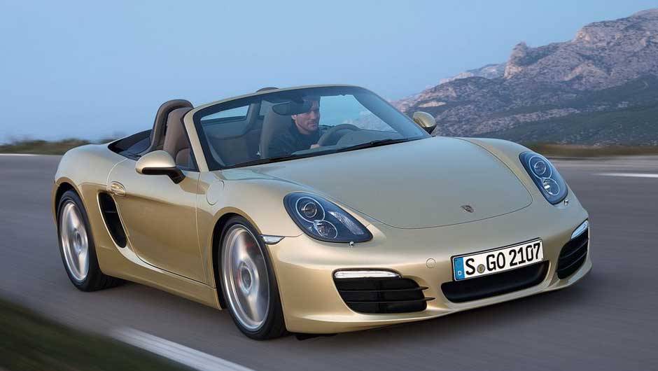 Porsche Boxster S: o motor 2.7 despeja 265 cv no asfalto, que o levam aos 277 km/h | <a href="https://beta-develop.quatrorodas.abril.com.br/salao-do-automovel/2012/carros/boxster-703924.shtml" target="_blank" rel="migration">Leia mais</a> Porsche Boxster S: o motor 2.7 despeja 265 cv no asfalto, que o levam aos 277 km/h | <a href="https://beta-develop.quatrorodas.abril.com.br/salao-do-automovel/2012/carros/boxster-703924.shtml" target="_blank" rel="migration">Leia mais</a>