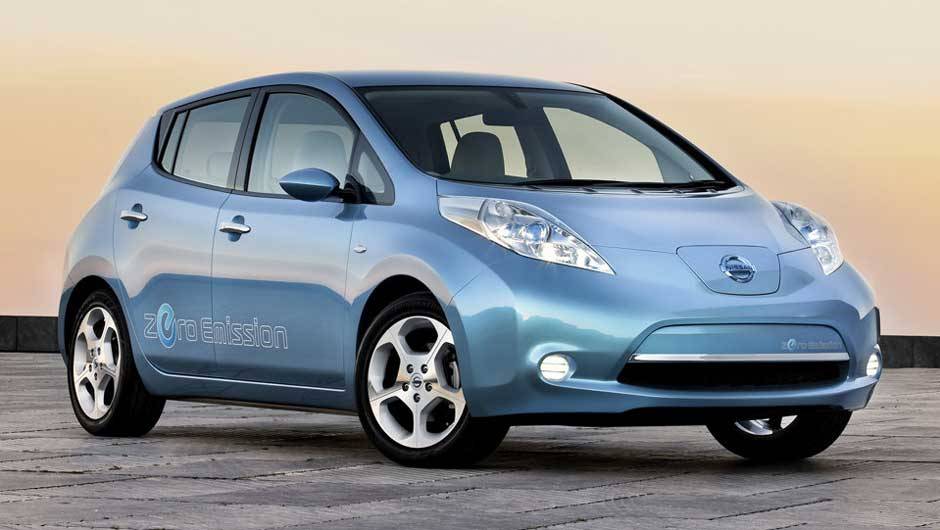 Nissan Leaf: embora n&atilde;o seja bem uma novidade (dois t&aacute;xis Leaf j&aacute; rodam pelas ruas de SP), deve despertar curiosidade entre os visitantes