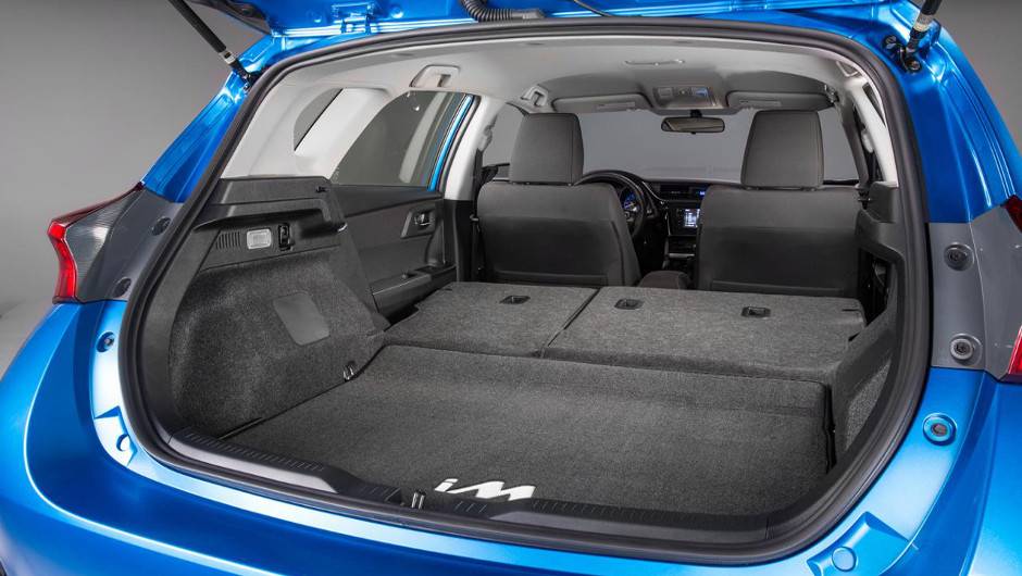 Vendas começam no segundo semestre com preços até US$ 20.000 | <a href="https://beta-develop.quatrorodas.abril.com.br/noticias/saloes/new-york-2015/scion-revela-im-versao-toyota-auris-eua-852403.shtml" rel="migration">Leia mais</a> Vendas começam no segundo semestre com preços até US$ 20.000 | <a href="https://beta-develop.quatrorodas.abril.com.br/noticias/saloes/new-york-2015/scion-revela-im-versao-toyota-auris-eua-852403.shtml" rel="migration">Leia mais</a>