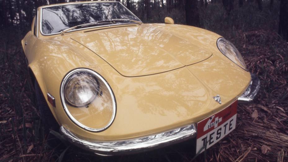 Com a fal&ecirc;ncia da DKW-Vemag, em 1968 um novo projeto foi feito sobre a base mec&acirc;nica VW do Karmann Ghia, com motor 1.5. O desenho foi inspirado no Lamborghini Miura