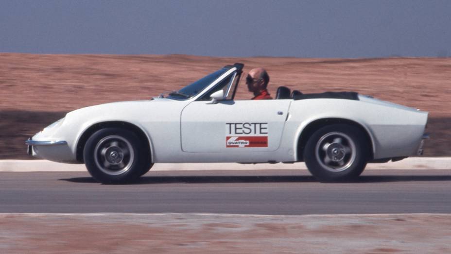 Em 1973, o convers&iacute;vel passa a se chamar GTS, com altera&ccedil;&otilde;es na carroceria que o aproximavam do GTE. Sa&iacute;a de cena o caracter&iacute;stico aerof&oacute;lio do GTE Spider