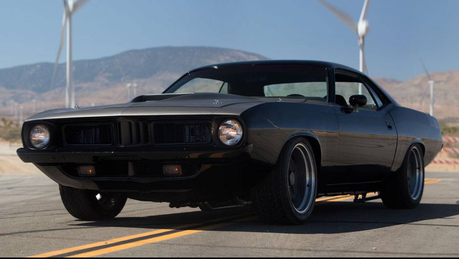 Outro representante da Plymouth, o Barracuda, &eacute; guiado por Letty Ortiz (Michelle Rodriguez), par rom&acirc;nico de Toretto | <a href="https://beta-develop.quatrorodas.abril.com.br/galerias/especiais/gatas-velozes-furiosos-852096.shtml" target="_blank" rel="migration">7 gatas de Velozes 7</a> |
