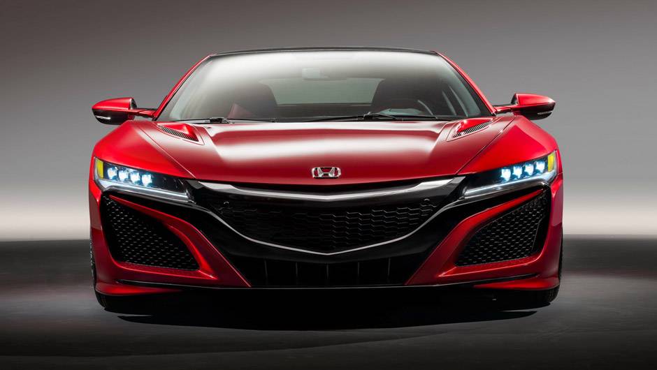 E falando no antigo NSX, sabe quem ajudou a desenvolv&ecirc;-lo no fim dos anos 80? Ayrton Senna! | <a href="https://beta-develop.quatrorodas.abril.com.br/noticias/saloes/genebra-2015/honda-revela-nsx-europeu-842884.shtml" target="_blank" rel="migration">Leia mais</a>