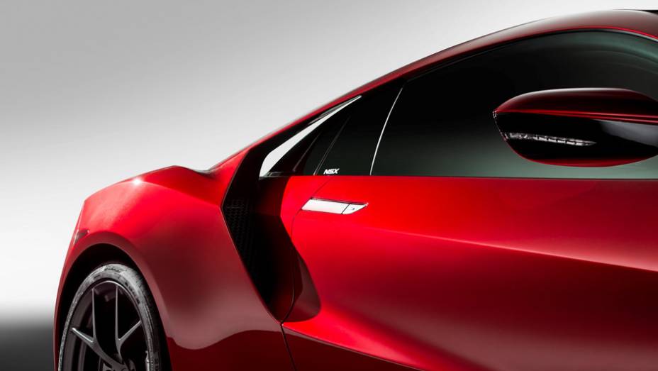 O novo NSX chega &agrave;s ruas europeias no in&iacute;cio de 2016 | <a href="https://beta-develop.quatrorodas.abril.com.br/noticias/saloes/genebra-2015/honda-revela-nsx-europeu-842884.shtml" target="_blank" rel="migration">Leia mais</a>