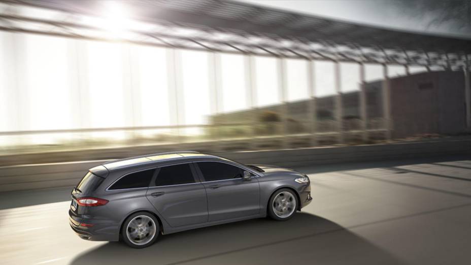 Pre&ccedil;os come&ccedil;am em 20.795 libras no Reino Unido | <a href="https://beta-develop.quatrorodas.abril.com.br/noticias/saloes/paris-2014/ford-mostra-mondeo-europeu-salao-paris-804106.shtml" rel="migration">Leia mais</a>