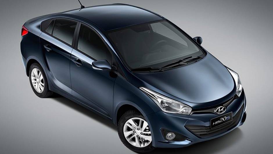 Os faróis espichados e a profusão de vincos devem fazê-lo ser comparado com o Elantra | <a href="https://beta-develop.quatrorodas.abril.com.br/noticias/fabricantes/hyundai-hb20-seda-chega-r-39-495-735145.shtml" rel="migration">Leia mais</a> Os faróis espichados e a profusão de vincos devem fazê-lo ser comparado com o Elantra | <a href="https://beta-develop.quatrorodas.abril.com.br/noticias/fabricantes/hyundai-hb20-seda-chega-r-39-495-735145.shtml" rel="migration">Leia mais</a>
