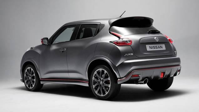 As rodas de liga leve s&atilde;o exclusivas e a traseira tem um extrator embutido no para-choque | <a href="https://beta-develop.quatrorodas.abril.com.br/noticias/saloes/genebra-2014/nissan-renova-crossover-juke-775338.shtml" rel="migration">Leia mais</a>