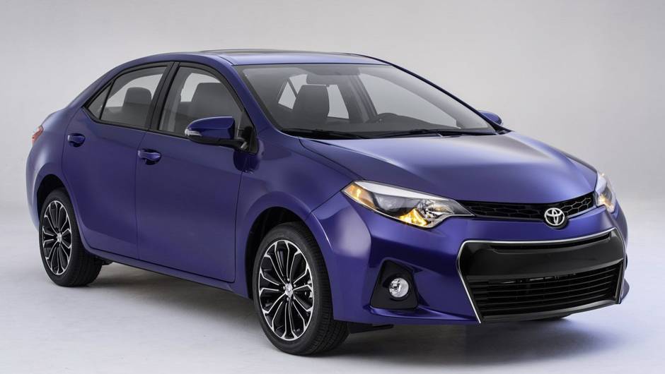 A vers&atilde;o esportiva S ganhou design ainda mais agressivo, com direito a kit aerodin&acirc;mico bastante parecido com o do conceito Corolla Furia | <a href="https://beta-develop.quatrorodas.abril.com.br/noticias/fabricantes/toyota-mostra-novo-corolla-743409.shtml" rel="migration">Leia mais</a>