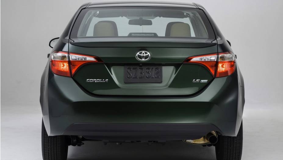 Já por aqui os motores devem ser os mesmos utilizados na geração atual | <a href="https://beta-develop.quatrorodas.abril.com.br/noticias/fabricantes/toyota-mostra-novo-corolla-743409.shtml" rel="migration">Leia mais</a> | <a href="https://beta-develop.quatrorodas.abril.com.br/galerias/toyota/coroll" rel="migration"></a>