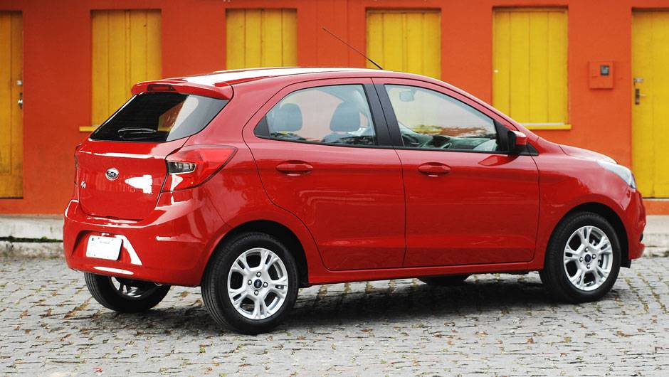 Inicialmente, em setembro, o Ka chega apenas com motor 1.0 de três cilindros (chegando a 85 cv com etanol) | <a href="https://beta-develop.quatrorodas.abril.com.br/carros/lancamentos/ford-ka-794793.shtml" rel="migration">Leia mais</a> Inicialmente, em setembro, o Ka chega apenas com motor 1.0 de três cilindros (chegando a 85 cv com etanol) | <a href="https://beta-develop.quatrorodas.abril.com.br/carros/lancamentos/ford-ka-794793.shtml" rel="migration">Leia mais</a>