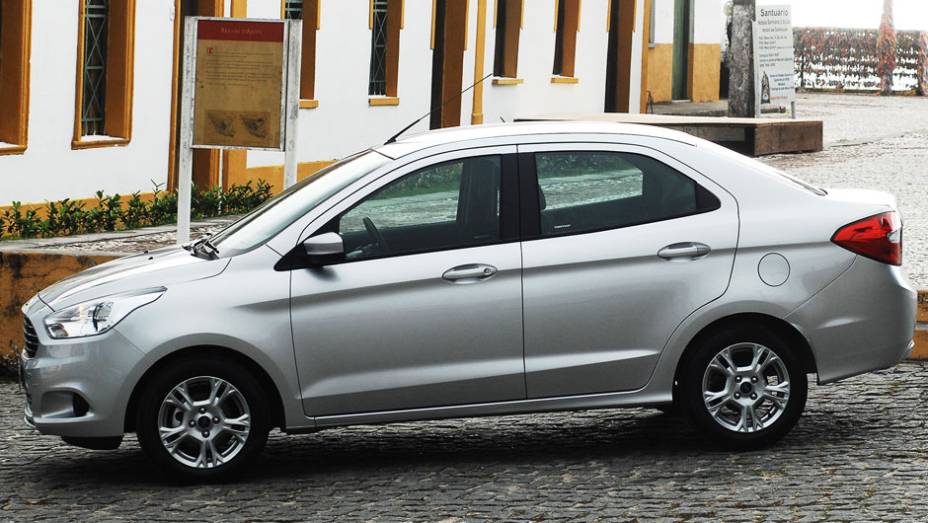 Ka+ com o motor Sigma 1.5 (até 110 cv com etanol) chega em setembro | <a href="https://beta-develop.quatrorodas.abril.com.br/carros/lancamentos/ford-ka-794793.shtml" rel="migration">Leia mais</a>