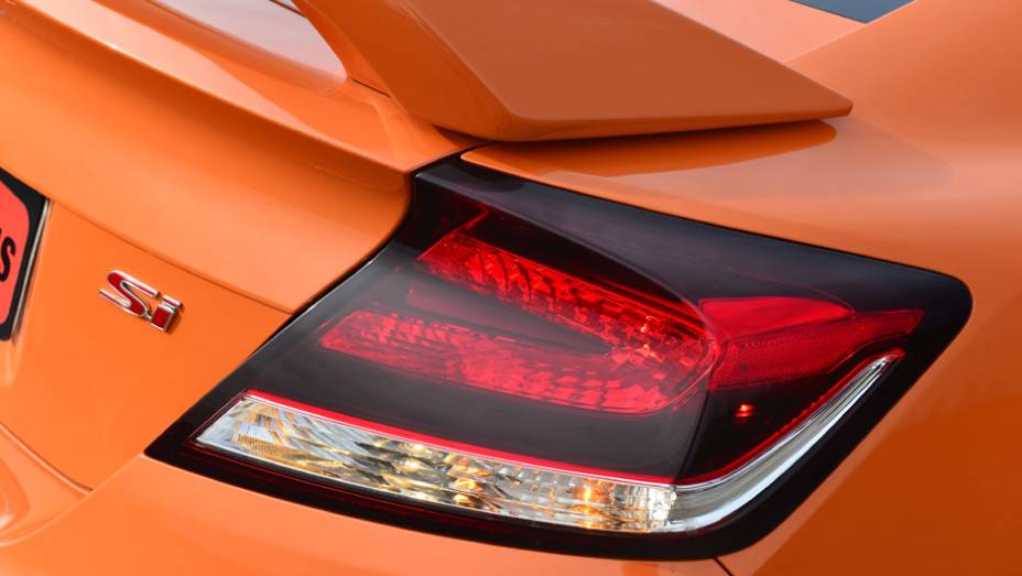 Sua apresenta&ccedil;&atilde;o oficial acontecer&aacute; durante o Sal&atilde;o do Autom&oacute;vel de S&atilde;o Paulo | <a href="https://beta-develop.quatrorodas.abril.com.br/carros/lancamentos/honda-civic-si-805295.shtml" rel="migration">Leia mais</a>