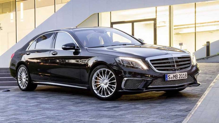 Elegante ao extremo, o sedã esconde uma usina de 630 cv sob o capô | <a href="https://beta-develop.quatrorodas.abril.com.br/carros/lancamentos//mercedes-benz-s65-amg-759711.shtml" rel="migration">Leia mais</a> Elegante ao extremo, o sedã esconde uma usina de 630 cv sob o capô | <a href="https://beta-develop.quatrorodas.abril.com.br/carros/lancamentos//mercedes-benz-s65-amg-759711.shtml" rel="migration">Leia mais</a>
